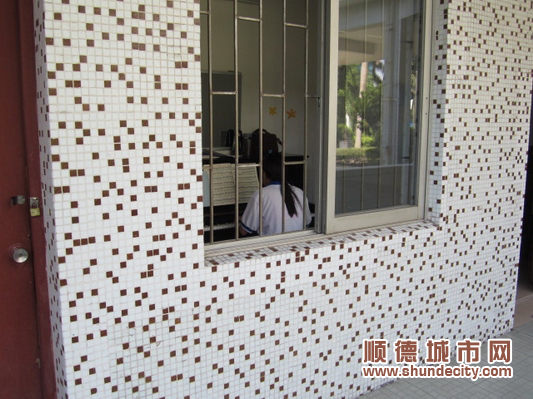學(xué)校口頭通知暑期補課，是為避曝光？