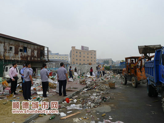龍江：停水停電整治工業(yè)大道的不法經(jīng)營