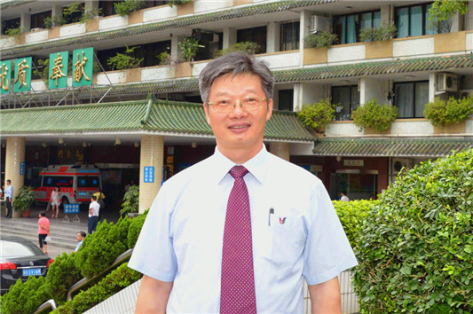 于新發(fā)：省臨床重點(diǎn)專科腫瘤科學(xué)科帶頭人