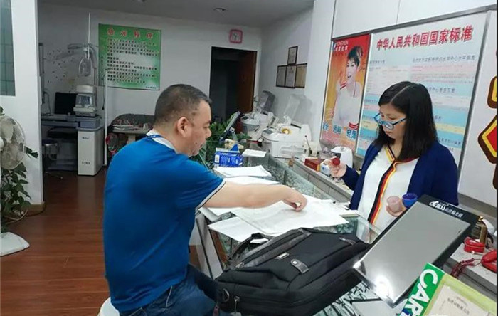 主動出擊！倫教開展隱形眼鏡專項整治行動！