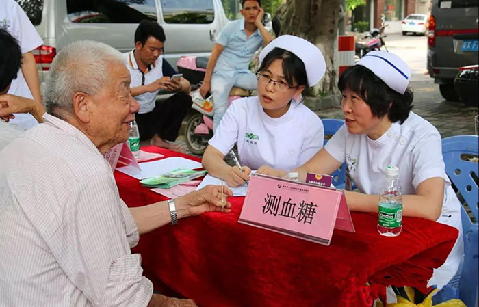 5月10日，“名醫進社區”大型義診來了
