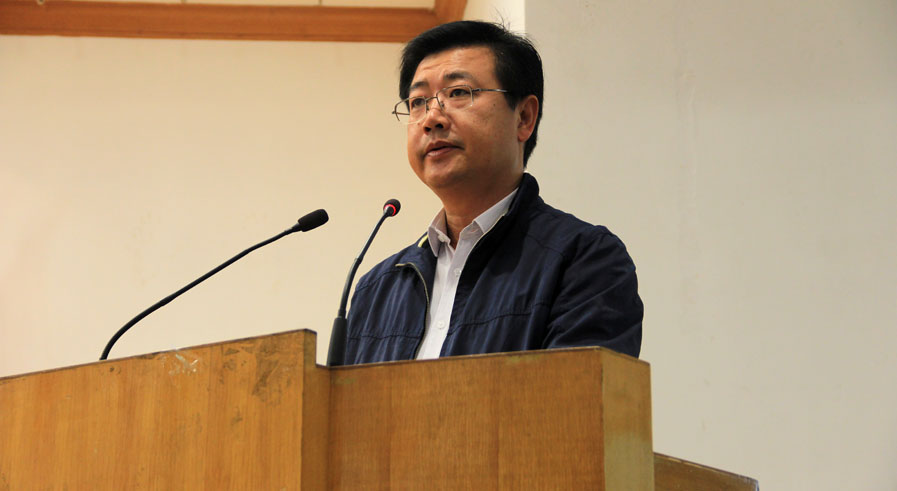 北滘鎮(zhèn)黨委副書記李滿連宣讀聘任決定