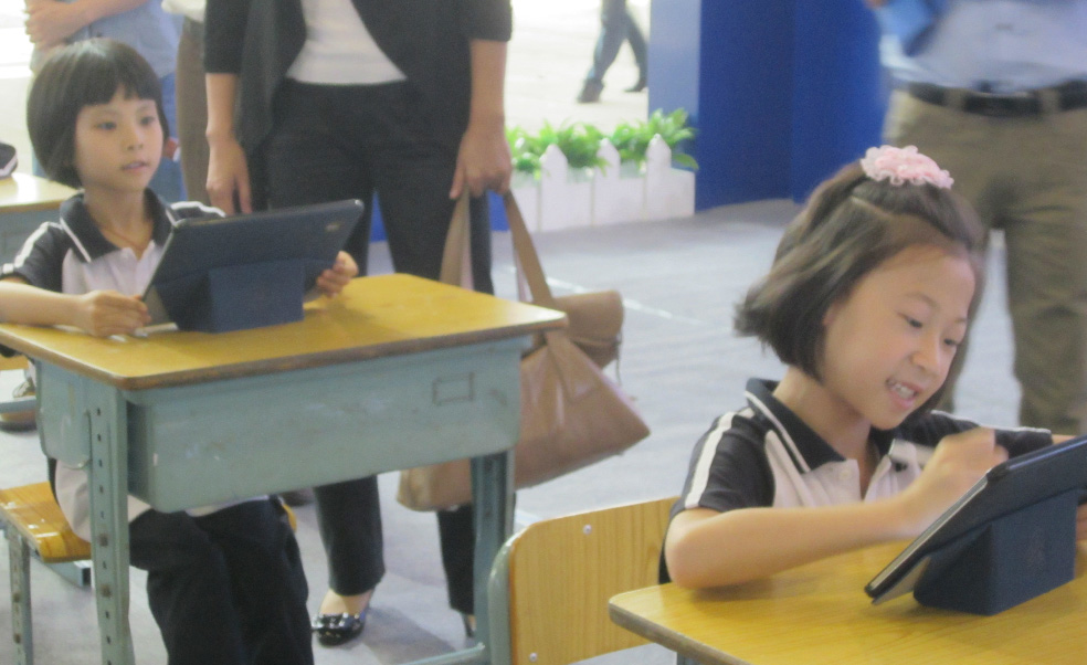有了云教育，孩子將用平板替代書包