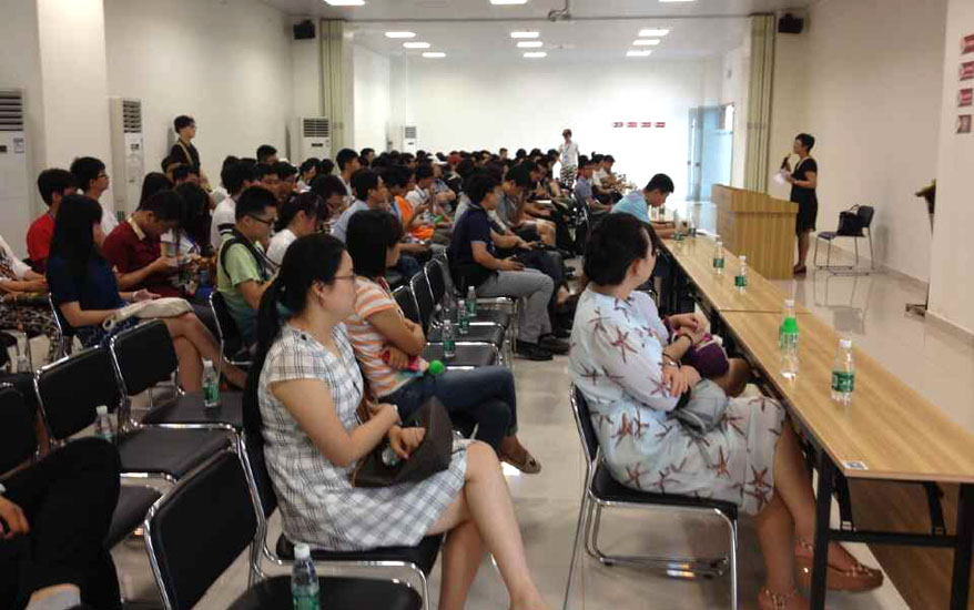 7月8日第一站：順德資本市場企業服務中心。