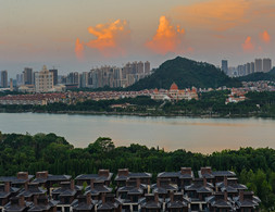 清晨，蓬勃發(fā)展的大良東區(qū)，醒了！（順德城市網(wǎng)網(wǎng)友“田園牧歌”攝）