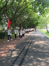 炙熱的不僅僅只有天氣，還有他們對生活的熱情。（順德城市網網友“順醫美牙醫大陳”攝）
