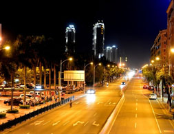 致順德夜景：白天也好，夜晚也罷，她還是平凡的模樣，只是身在其中的我們，因心懷那份歸屬感，方覺她美輪美奐。（網友“五個輪”攝）