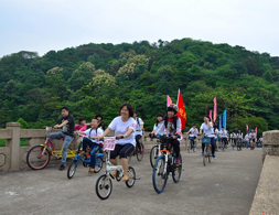 低碳出行，文明出行，我承諾，我可以?。ňW(wǎng)友“charisse85”攝）