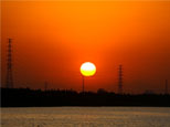 水鄉(xiāng)順德亦有長(zhǎng)河落日?qǐng)A的壯觀之景，忙碌的生活也請(qǐng)記得停下腳步靜享。網(wǎng)友“602328024”攝