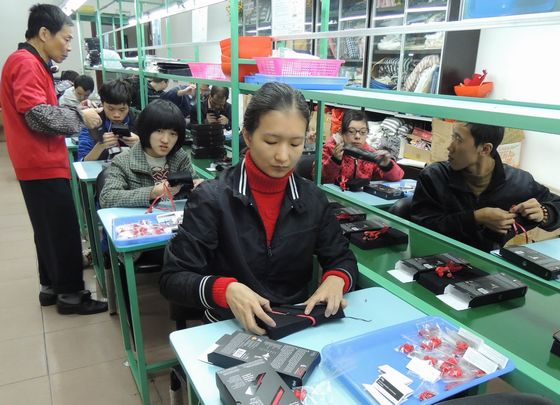 順德“兩社三工”模式　讓社會服務社會
