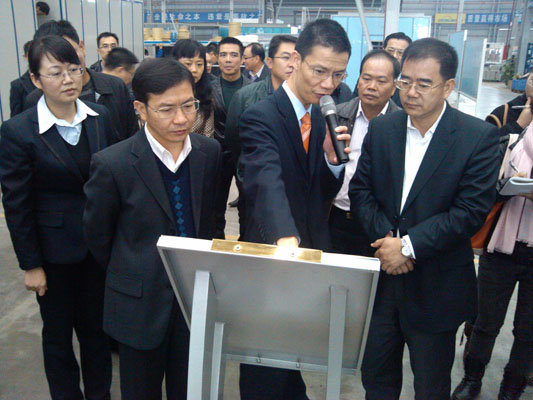 梁維東：打造高端新城慎定建筑密度