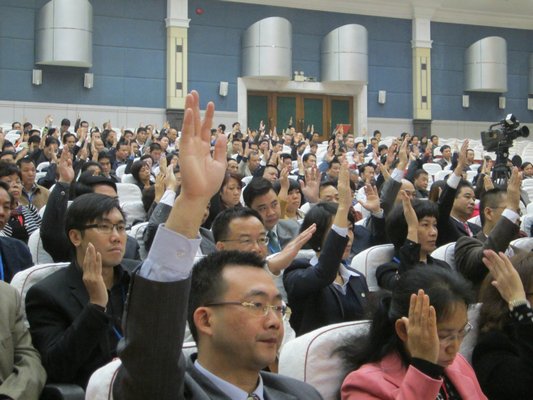 順德十五屆人民代表大會閉幕，代表稱會議很務實