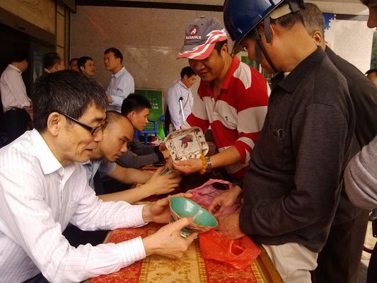 專家免費鑒寶，市民趕緊把家里的藏品帶來