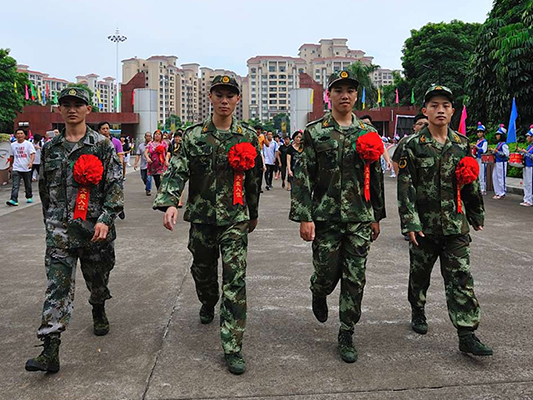 好男兒當(dāng)兵去！順德436名青年踏上軍旅征程