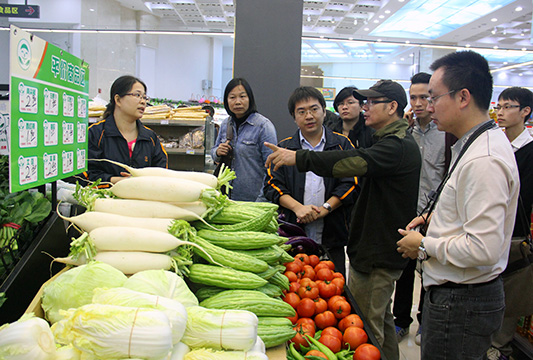 行走田間鬧市，采風(fēng)團(tuán)一解順德平價商店平價之惑