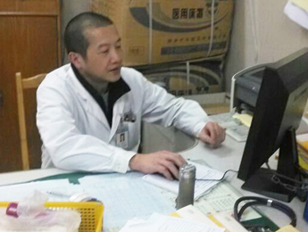 春節不回家：醫生的10年與環衛工的4年