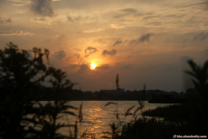 夕陽無限好　只是近黃昏