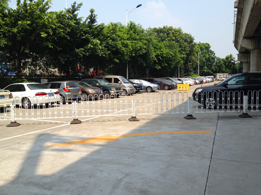 城軌站停車難？將在站旁劃一片區域解決　