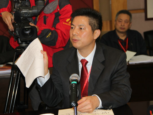 彭聰恩：表態度，期待委員向我“開炮”