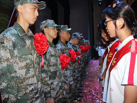 右眼新聞：兵哥，點燃熱火青春