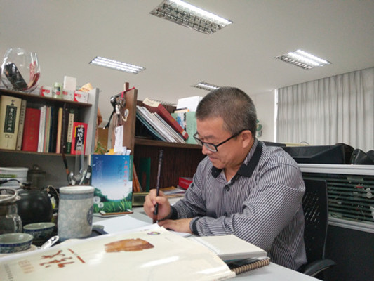 人大代表龍益得：高中語文教材該換了！