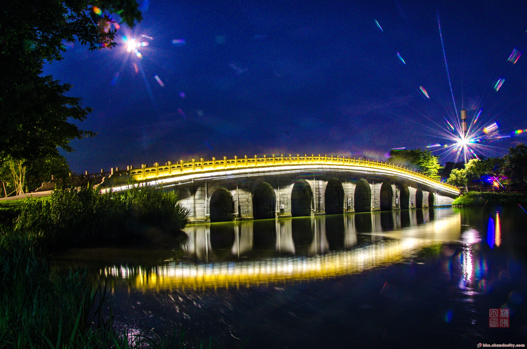 雨后的順峰山公園夜景，美得不像話了