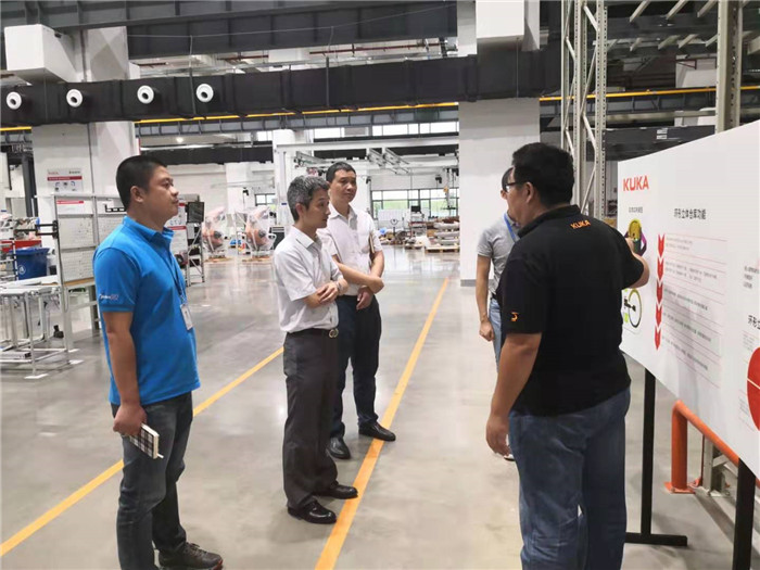 北滘開展美的庫卡機器人企業(yè)調研行動