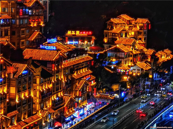 重慶洪崖洞，現(xiàn)實中的千與千尋