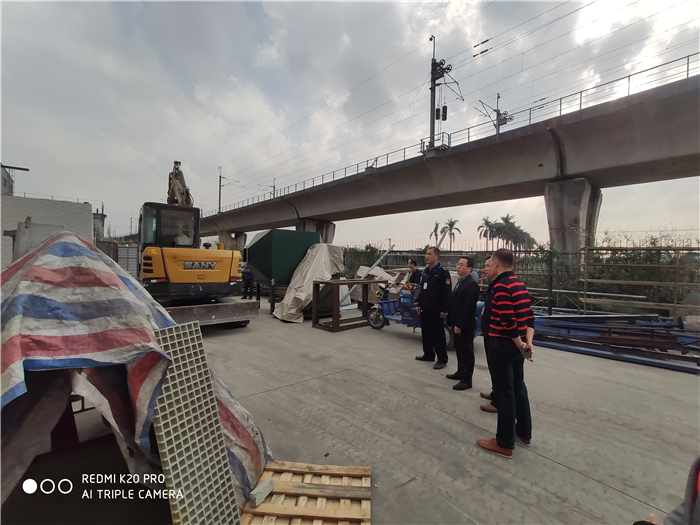 北滘清拆違法建設(shè)，守護(hù)鐵路沿線安全