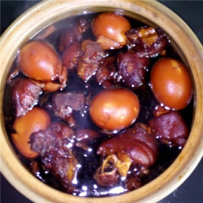 順德月嫂唔易做，都是一煲豬腳姜惹的禍？