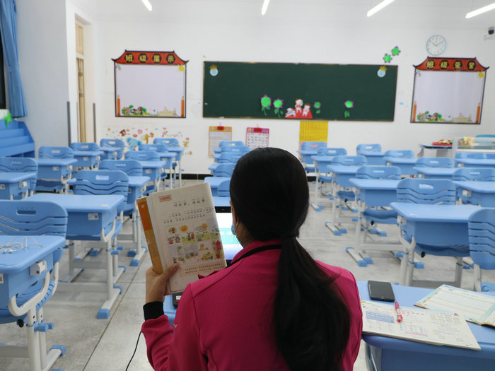 右眼新聞：校園，我想你了！
