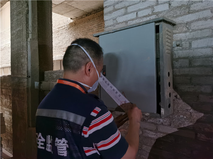 樂(lè)從：嚴(yán)格執(zhí)法不手軟，封停家具企業(yè)3家！