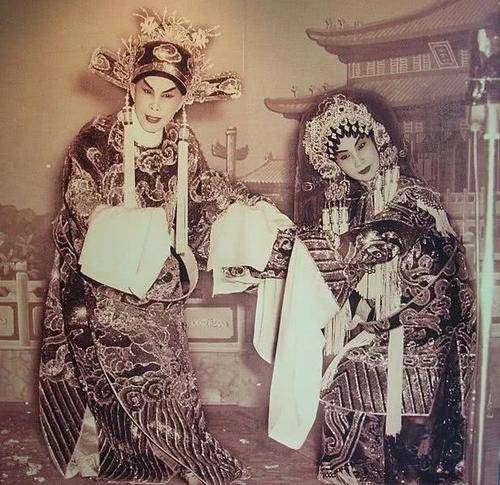 這位順德人因跟偶像改名，終成粵劇大師!