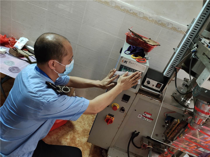 樂從：無證黑作坊？查封！確保食品安全永踐行
