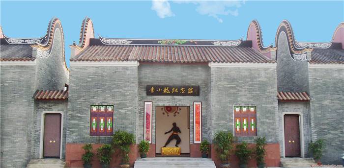 李小龍的“硬漢人設(shè)”是崩塌了嗎？