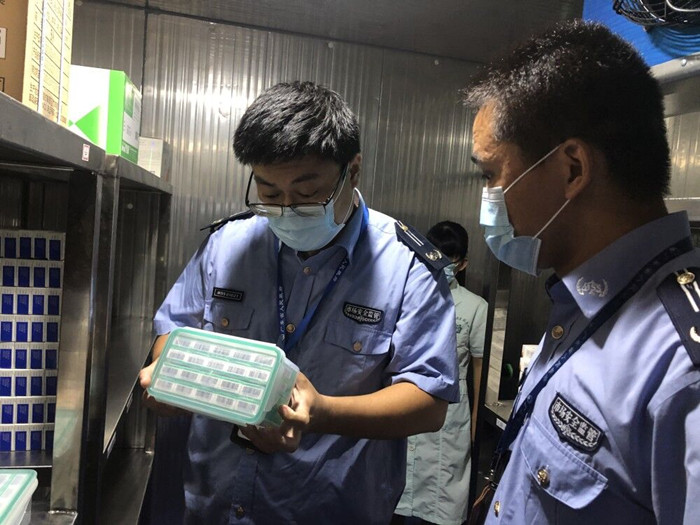 大良：你打的疫苗安全嗎？他們來檢查！
