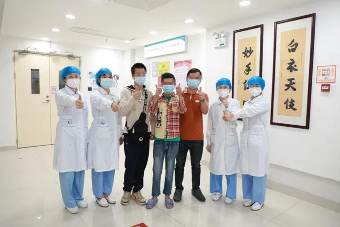 暖心！在白衣天使的幫助下，這位“無名氏”終與家人團聚