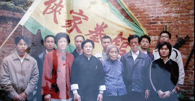 聽(tīng)說(shuō)陳村潭洲有一位女俠“黑玫瑰”，究竟是何人？