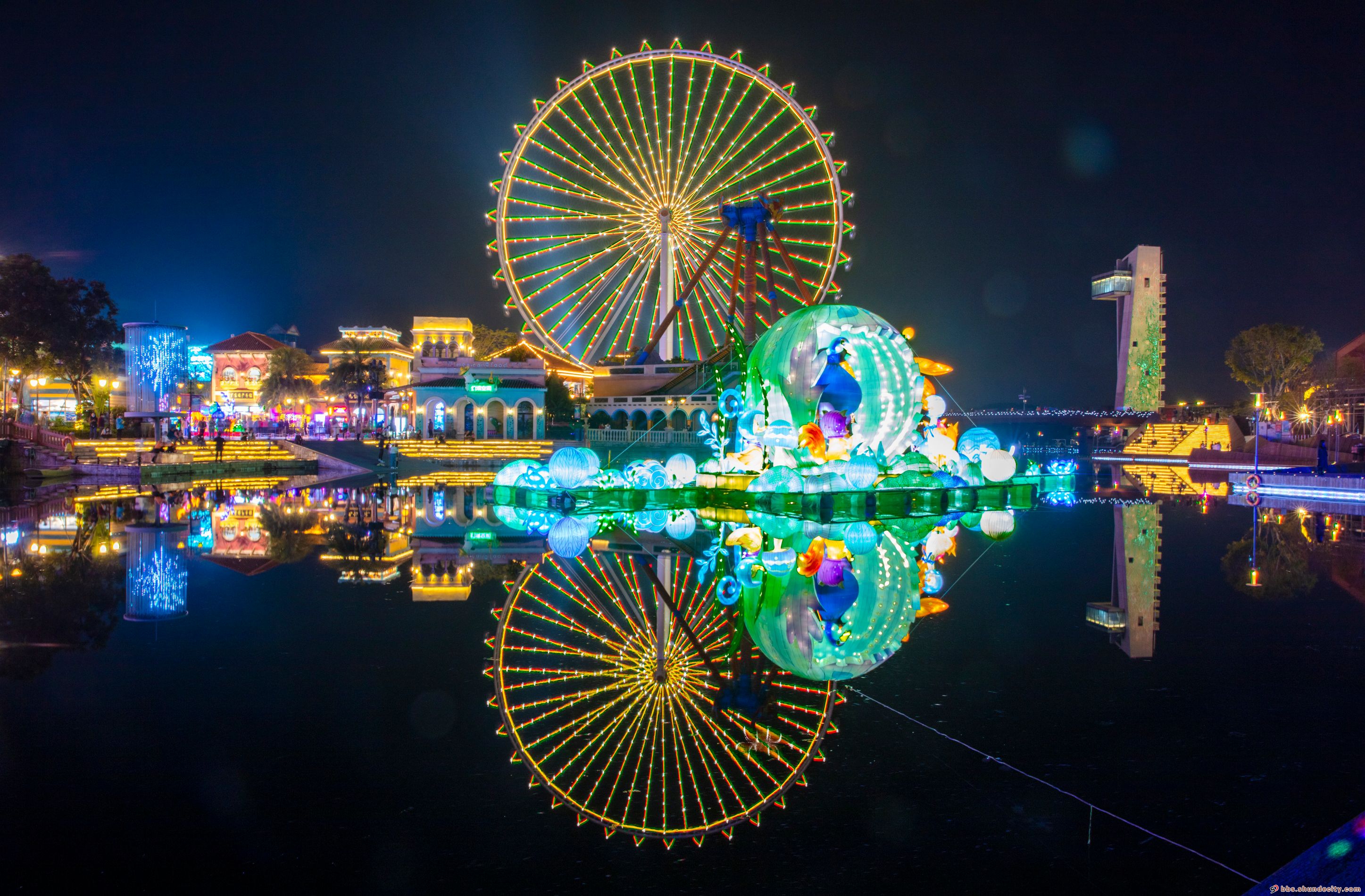 摩天輪夜景