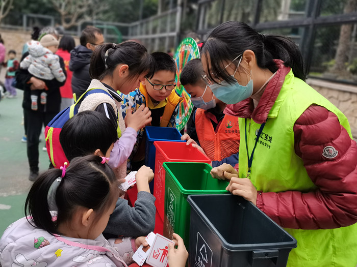 大良：6小區開展生活垃圾分類資源回收活動