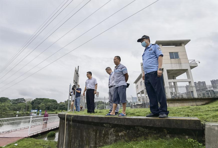 北滘：緊急出動！迅速封園守護河岸安全
