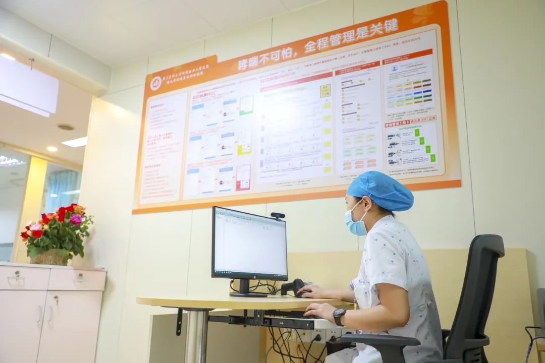 孩子發(fā)熱、咳喘，警惕呼吸道合胞病毒感染！