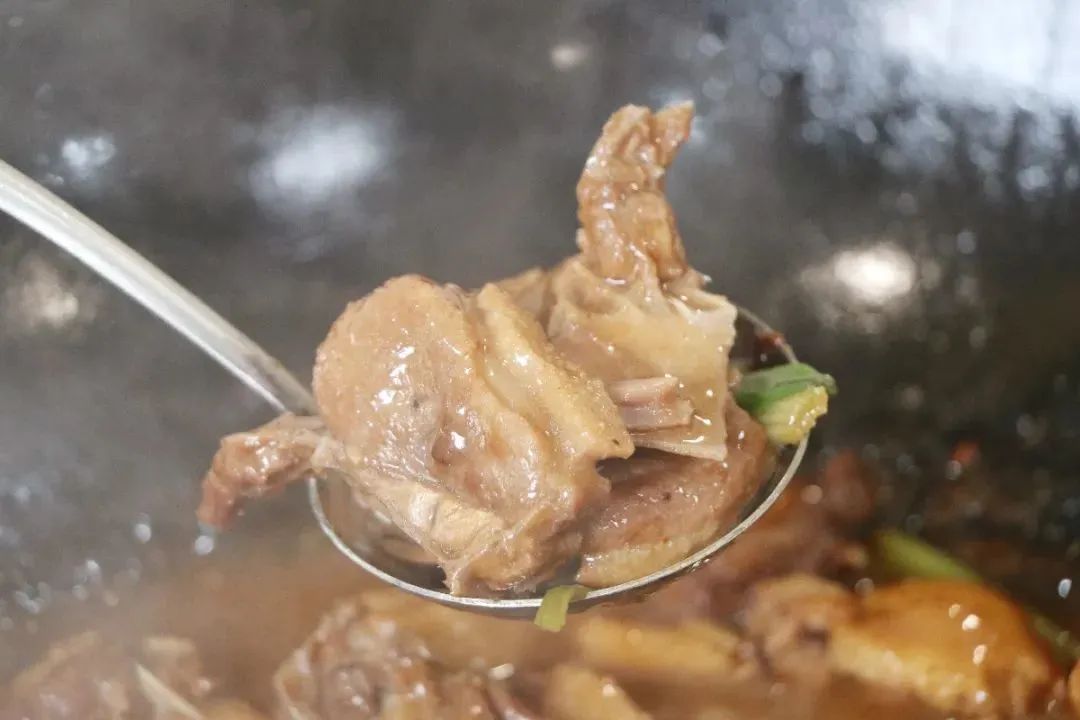 來倫教吃暖粒粒的狗仔鴨，滿足冬日美食癮！