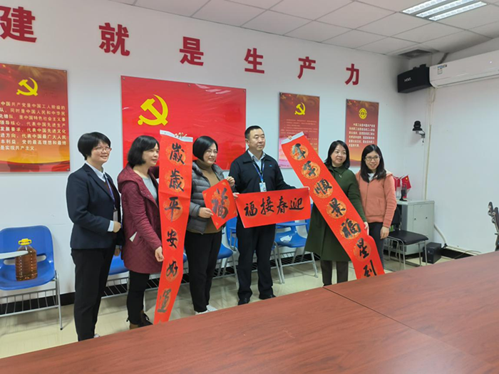 勒流春節(jié)慰問道德模范，傳遞溫暖和道德力量