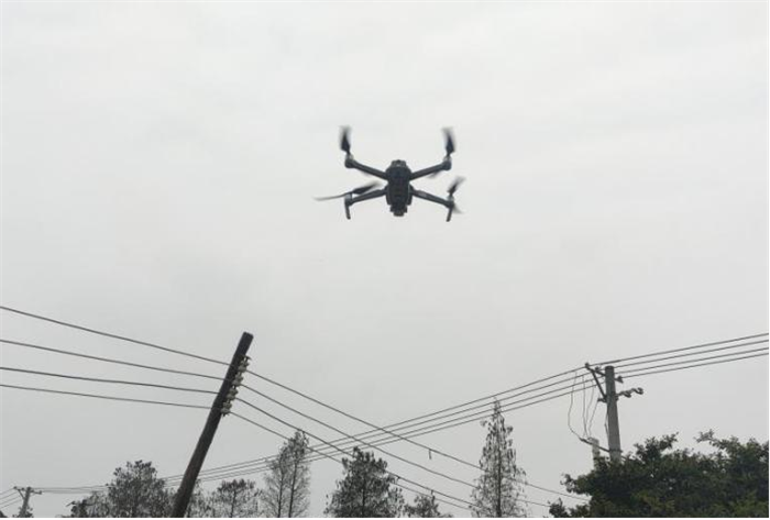 倫教：無人機(jī)“上崗巡查”，筑牢露天焚燒“防火墻”！