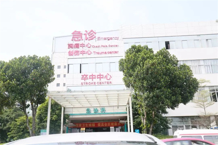 八旬老嫗右下肢腫痛，龍醫(yī)微創(chuàng)介入治療保腿救命！