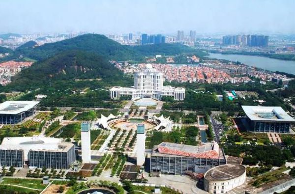 你知道，順德今年多少歲了嗎？