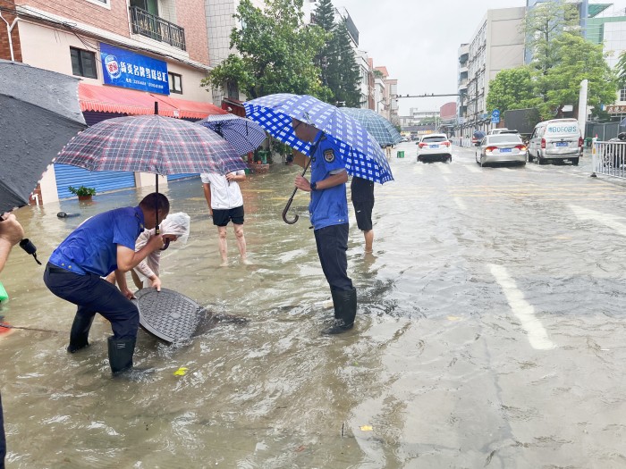 暴雨來襲！陳村執法晝夜奮戰排隱患護平安