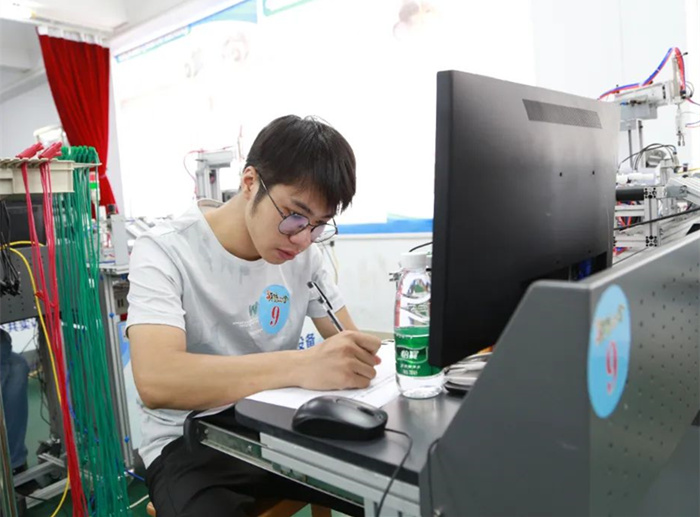 順德區職工崗位技術狀元，勒流企業員工摘得！
