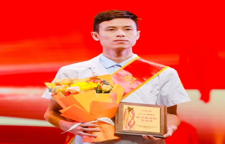 點(diǎn)贊！龍江醫(yī)院呂偉斌獲評為2023年順德區(qū)“最美新市民勞動者”